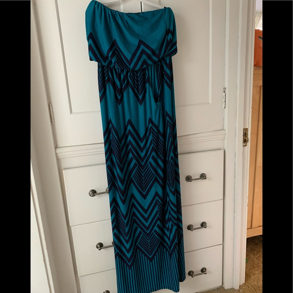 stapless maxi dress